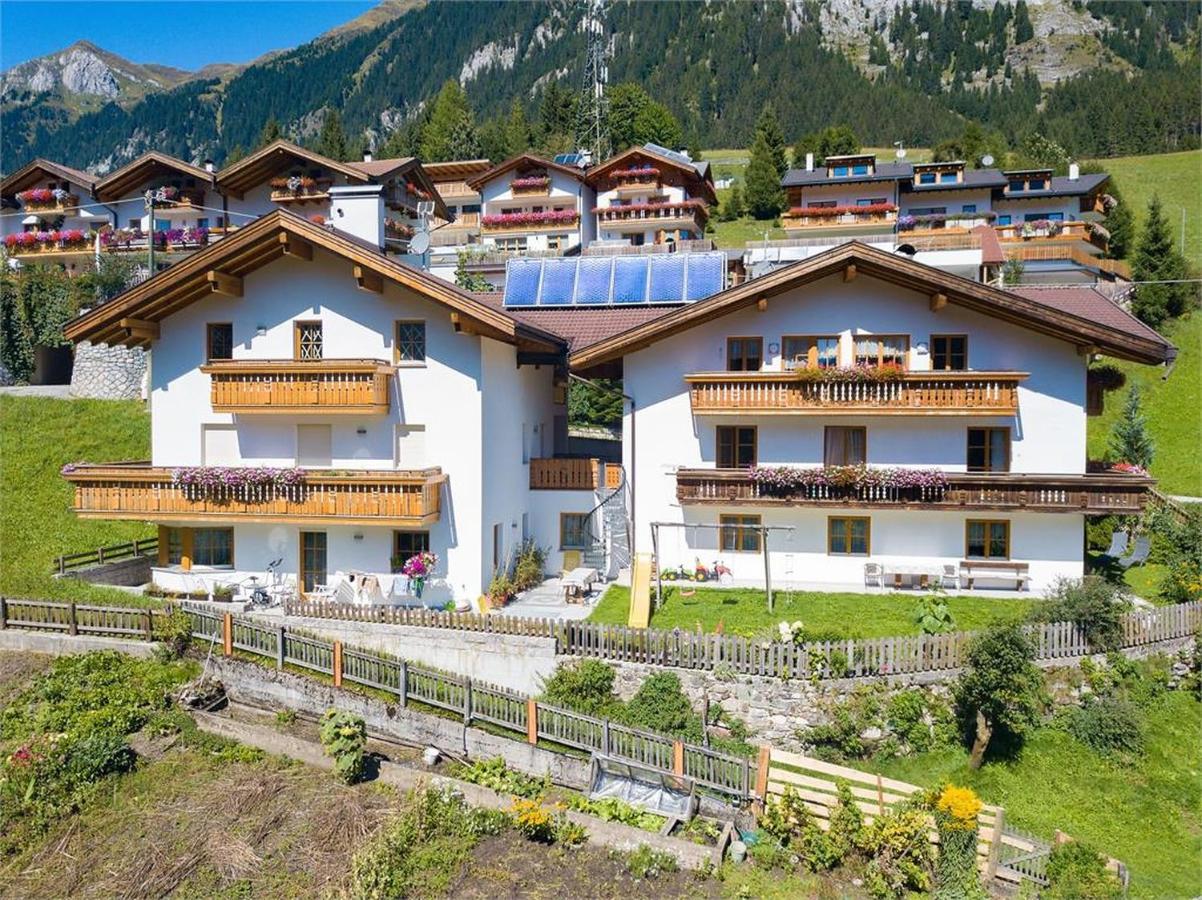 Parigger Apt Enzian Racines Exterior photo
